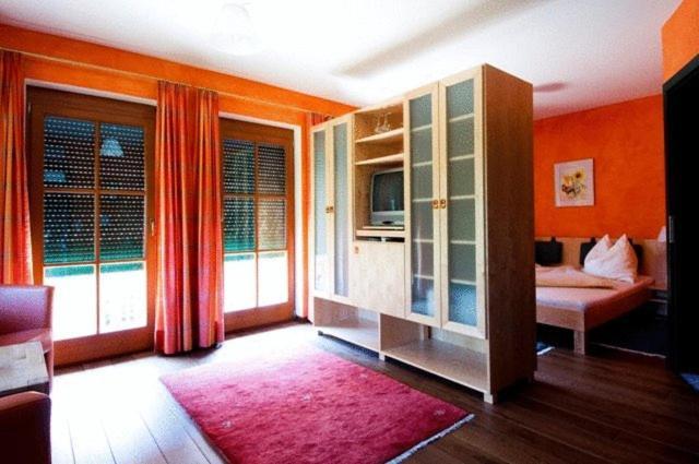 Hotel Garni Winzerhof Hödl Wagna Exteriör bild